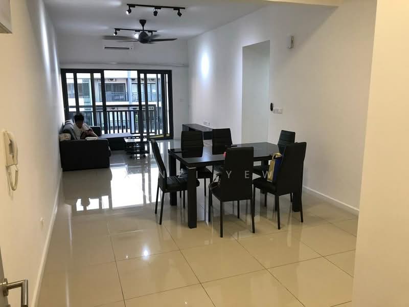 Kondominium untuk Dijual di Suria Residence - Xinzi Yew - Living Room - PropertyGuru.com.my