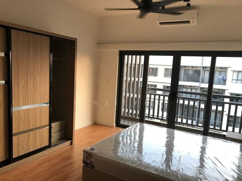 Kondominium untuk Dijual di Suria Residence - Xinzi Yew - Bedroom - PropertyGuru.com.my