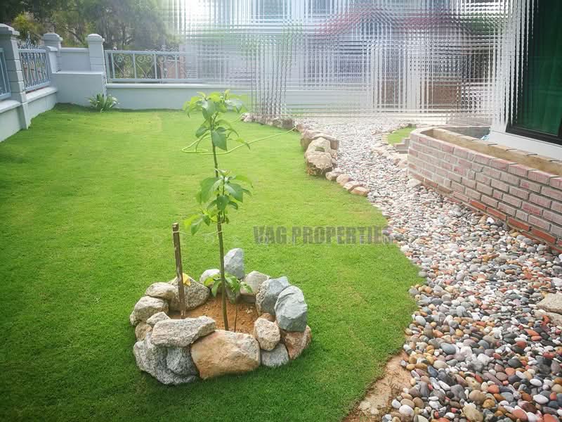 Semi-Detached House for Sale in Taman Pelangi Indah (Ulu Tiram) - Gloson Ten - Exterior - PropertyGuru.com.my