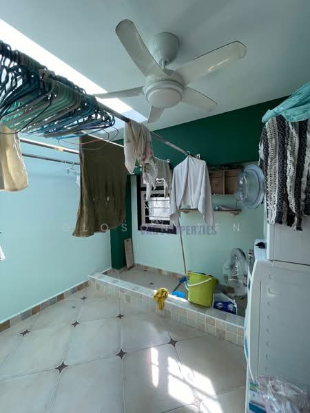 Semi-Detached House for Sale in Taman Pelangi Indah (Ulu Tiram) - Gloson Ten - Interior - PropertyGuru.com.my