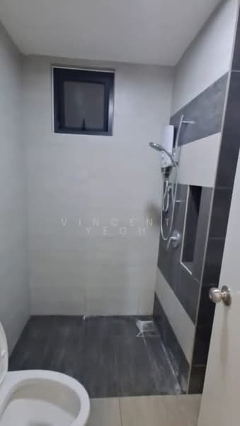 Kondominium untuk Dijual di Aster Residence - Vincent Yeoh - Bathroom - PropertyGuru.com.my
