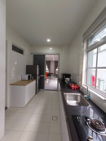 Rumah Kluster untuk Disewa di Taman Ekoflora (Johor Bahru) - Queena Thye - Kitchen - PropertyGuru.com.my