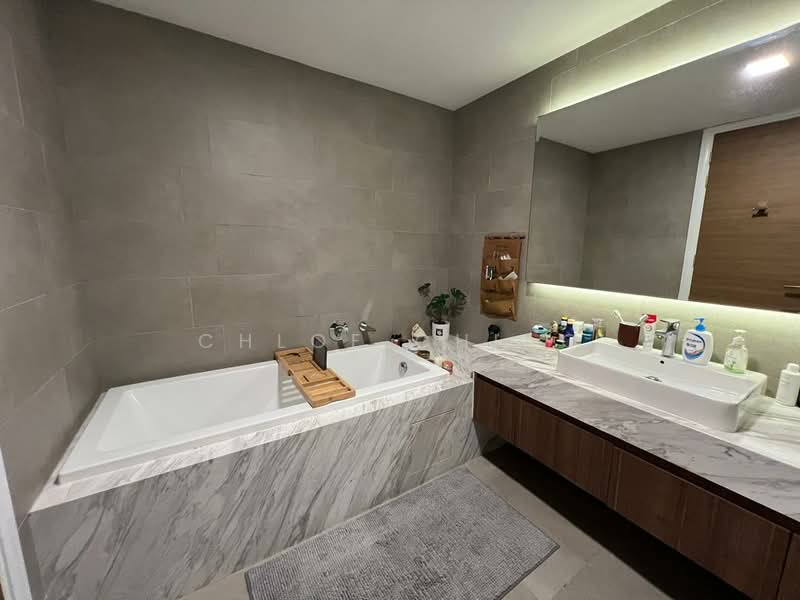 Servis Apartment untuk Disewa di Aria - Chloe Chiao - Bathroom - PropertyGuru.com.my