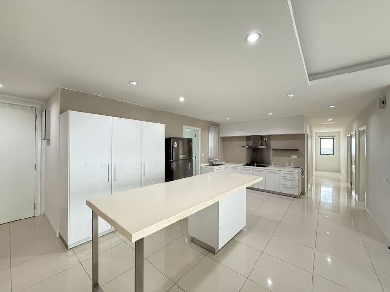 Kondominium untuk Dijual di Altitude 236 - Frederick Lim - Kitchen - PropertyGuru.com.my