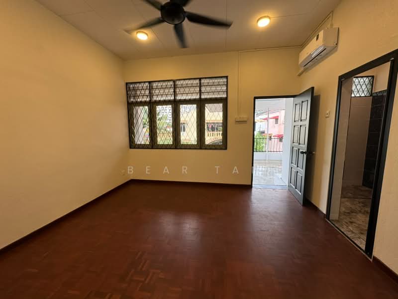 2.5-storey Terraced House for Sale in Tanjung Tokong (Penang) - Bear Tan - Interior - PropertyGuru.com.my