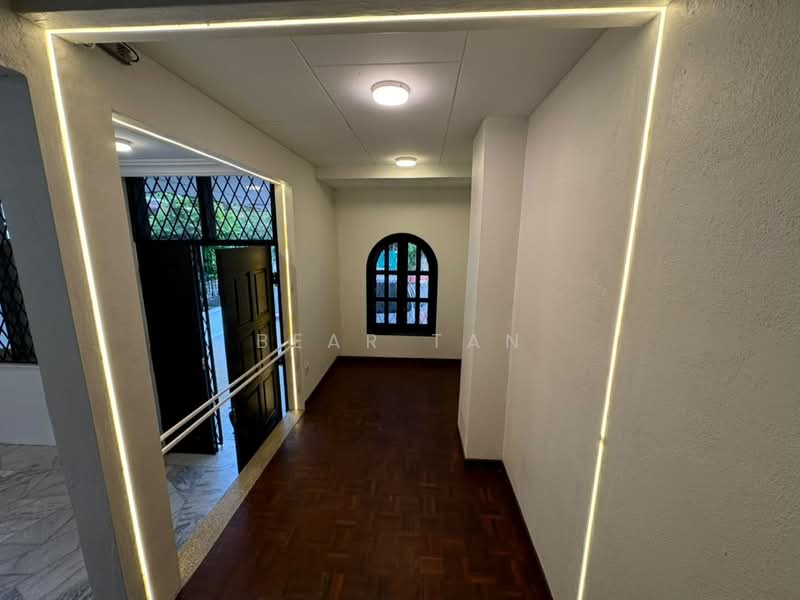 2.5-storey Terraced House for Sale in Tanjung Tokong (Penang) - Bear Tan - Entrance - PropertyGuru.com.my