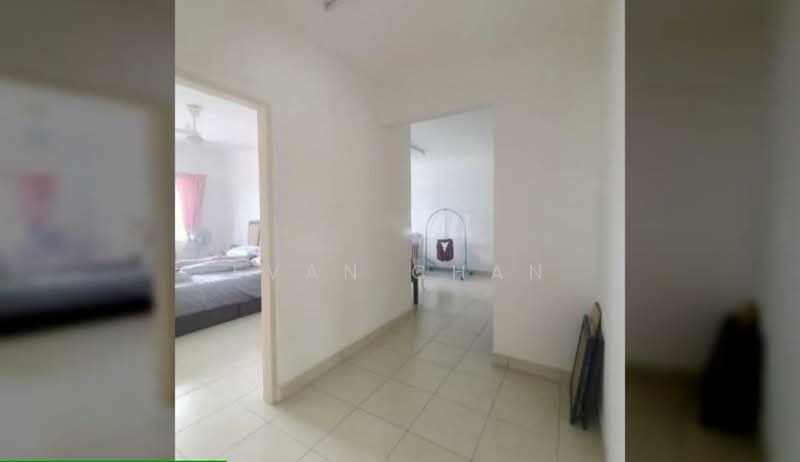 Apartment for Sale at De Bayu - Evan Chan - Bedroom - PropertyGuru.com.my