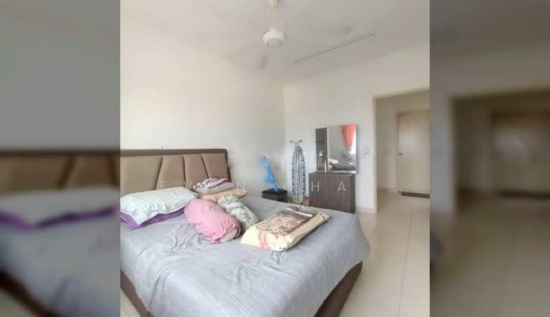 Apartment for Sale at De Bayu - Evan Chan - Bedroom - PropertyGuru.com.my