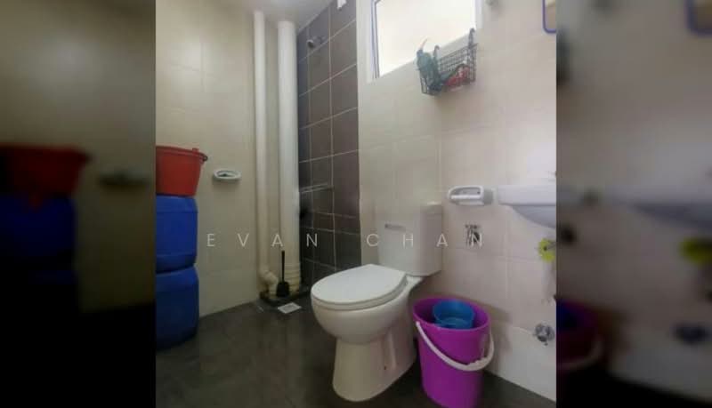Apartment for Sale at De Bayu - Evan Chan - Bathroom - PropertyGuru.com.my