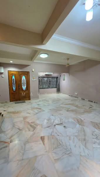 2-storey Terraced House for Rent in Bandar Teknologi Kajang (Kajang) - Maryam . - Entrance - PropertyGuru.com.my