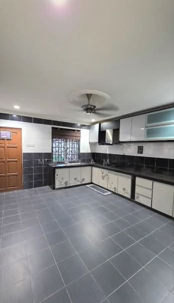 2-storey Terraced House for Rent in Bandar Teknologi Kajang (Kajang) - Maryam . - Kitchen - PropertyGuru.com.my