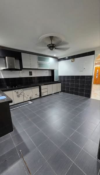 2-storey Terraced House for Rent in Bandar Teknologi Kajang (Kajang) - Maryam . - Kitchen - PropertyGuru.com.my