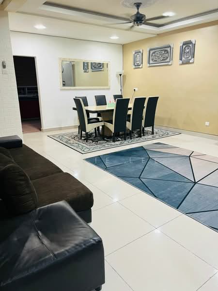 Rumah Teres 2 Tingkat untuk Disewa di Beranang (Selangor) - Jovie Lee - Dining Room - PropertyGuru.com.my
