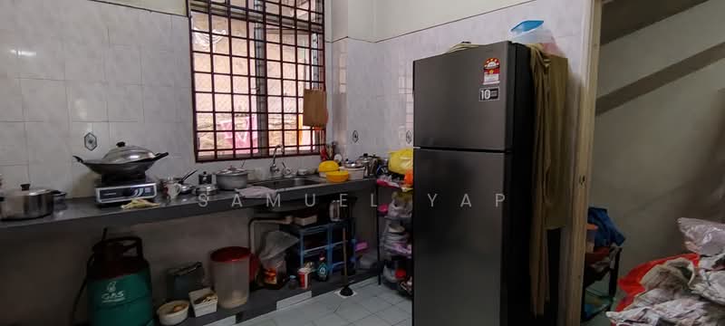 Rumah Bandar untuk Dijual di Taman Lagenda Mas (Cheras) - Samuel Yap - Kitchen - PropertyGuru.com.my