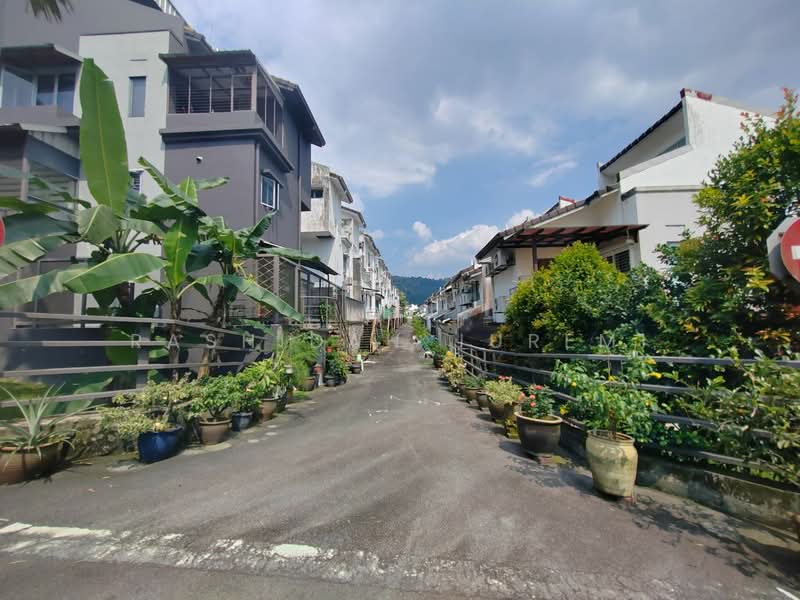 2-storey Terraced House for Sale in Sering Ukay (Ampang) - Rashidah Juremi - Exterior - PropertyGuru.com.my