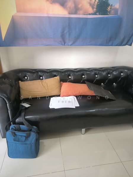 Servis Apartment untuk Disewa di South View - Sandra Wong - Living Room - PropertyGuru.com.my