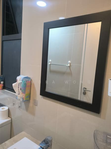 Servis Apartment untuk Disewa di South View - Sandra Wong - Bathroom - PropertyGuru.com.my