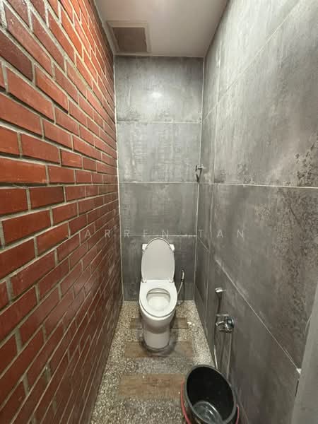 Office for Rent in Taman Puchong Prima (Puchong) - Jarren Tan - Bathroom - PropertyGuru.com.my