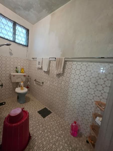 1-storey Terraced House for Sale in Taman Bahagia (Senai) - Wallace Ang - Bathroom - PropertyGuru.com.my