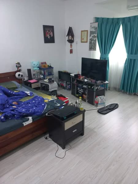 2-storey Terraced House for Sale in Taman Tun Perak (Rawang) - SK Luk - Bedroom - PropertyGuru.com.my