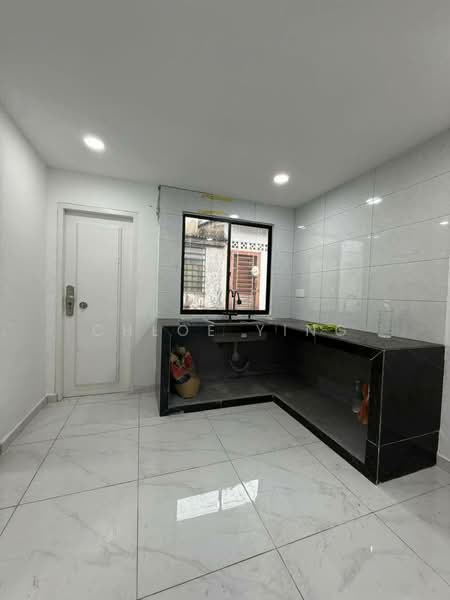 2-storey Terraced House for Sale in Johor Bahru (Johor) - Chloe Ying - Kitchen - PropertyGuru.com.my