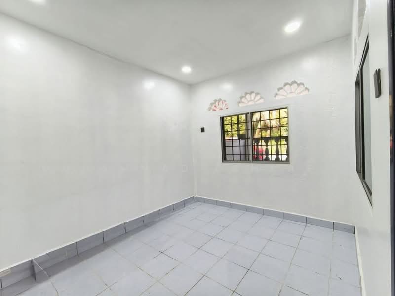 1-storey Terraced House for Sale in Taman Cengal Utama (Paroi) - Muhammad Ashraf . - Interior - PropertyGuru.com.my