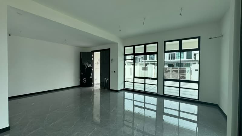 Semi-Detached House for Sale in Setia Tropika (Johor Bahru) - Sky Tan - Living Room - PropertyGuru.com.my
