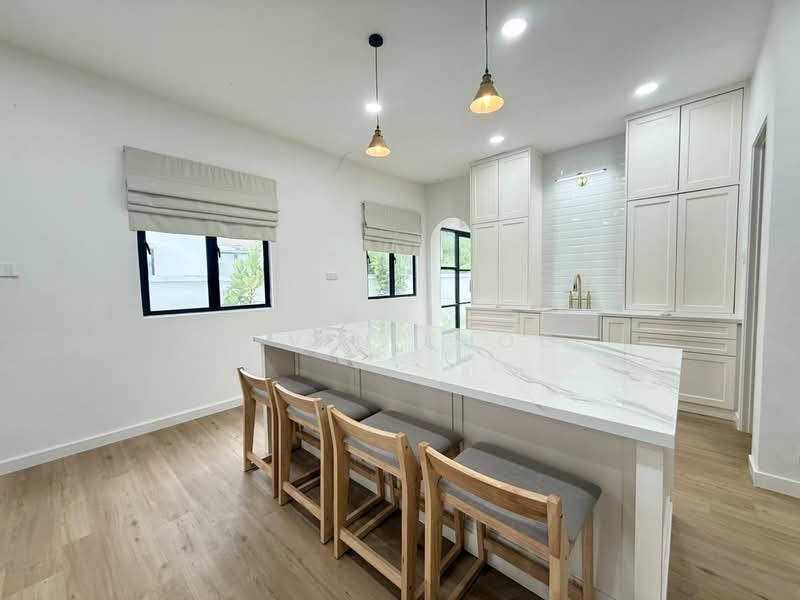 Semi-Detached House for Sale in Rawang (Selangor) - Levin Khoo - PropertyGuru.com.my
