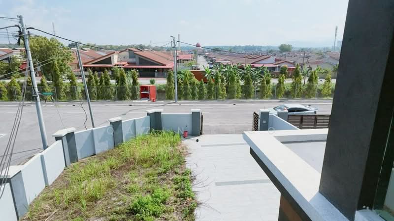 2-storey Terraced House for Sale in Kelebang (Ipoh) - Qazin Khoo - Exterior - PropertyGuru.com.my