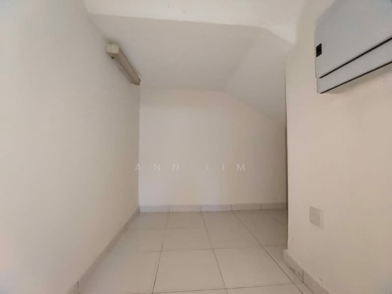Rumah Berkembar untuk Dijual di Taman Ozana Impian (Bukit Katil) - Ann Lim - PropertyGuru.com.my