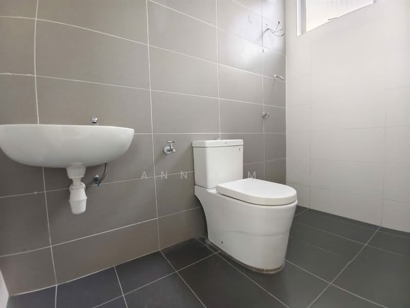 Rumah Berkembar untuk Dijual di Taman Ozana Impian (Bukit Katil) - Ann Lim - PropertyGuru.com.my