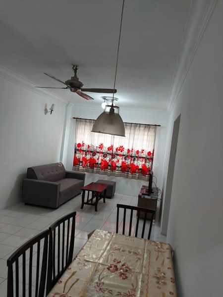 Apartment for Sale at Pangsapuri Perai Utama - Simon Ng - Living Room - PropertyGuru.com.my