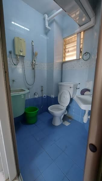 Apartment for Sale at Pangsapuri Perai Utama - Simon Ng - Bathroom - PropertyGuru.com.my