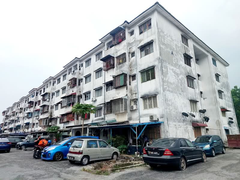 Rumah Flat untuk Dijual di Bandar Teknologi Kajang Flat - Ken Low - Exterior - PropertyGuru.com.my