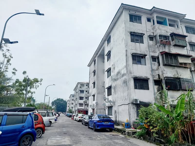 Rumah Flat untuk Dijual di Bandar Teknologi Kajang Flat - Ken Low - Exterior - PropertyGuru.com.my