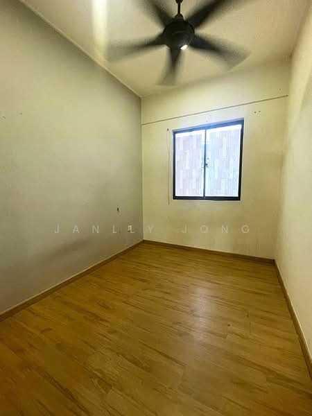 2-storey Terraced House for Sale in Nusantara Prima (Gelang Patah) - Janlly Jong - Bedroom - PropertyGuru.com.my