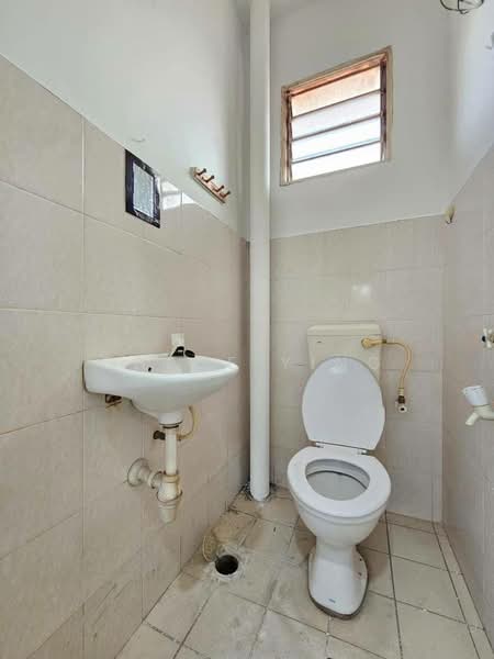 2-storey Terraced House for Sale in Taman Setia Indah (Tebrau) - Chloe Ying - Bathroom - PropertyGuru.com.my