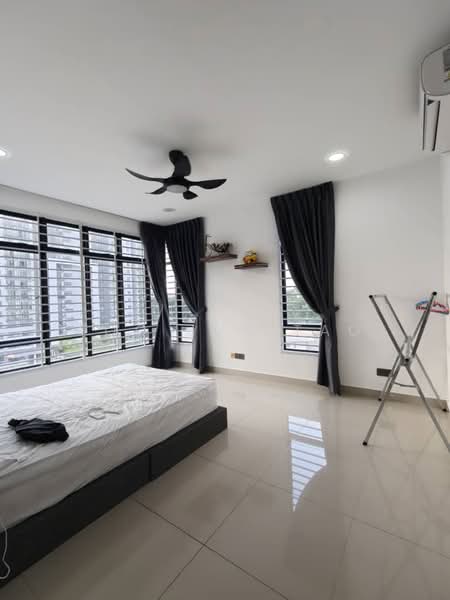 Apartment for Rent at Austin Regency (Pangsapuri Austin Perdana) - Foo Jun Tao - Bedroom - PropertyGuru.com.my