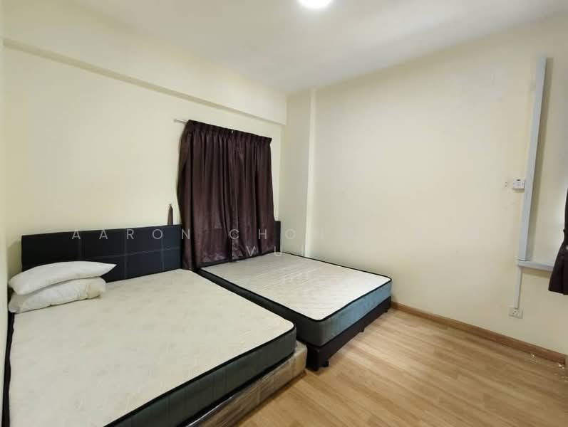 Condominium for Rent at Canggih Heights - Aaron Chong Tsun Vui - Bedroom - PropertyGuru.com.my