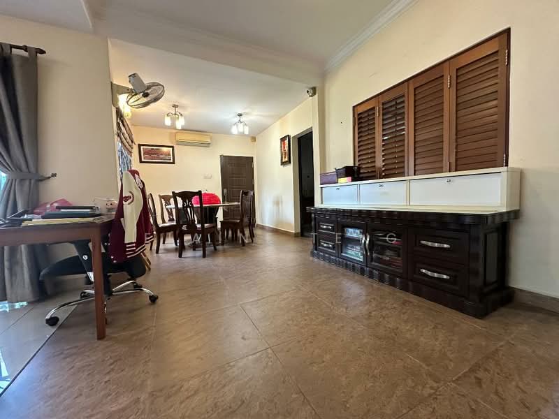 Terraced House for Sale in Bandar Botanic (Klang) - Elaine Teng - Dining Room - PropertyGuru.com.my