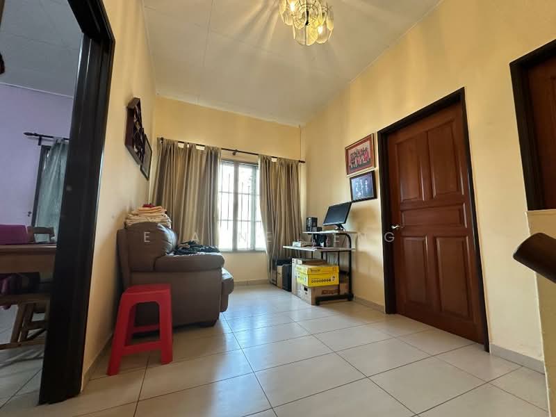Terraced House for Sale in Bandar Botanic (Klang) - Elaine Teng - Living Room - PropertyGuru.com.my