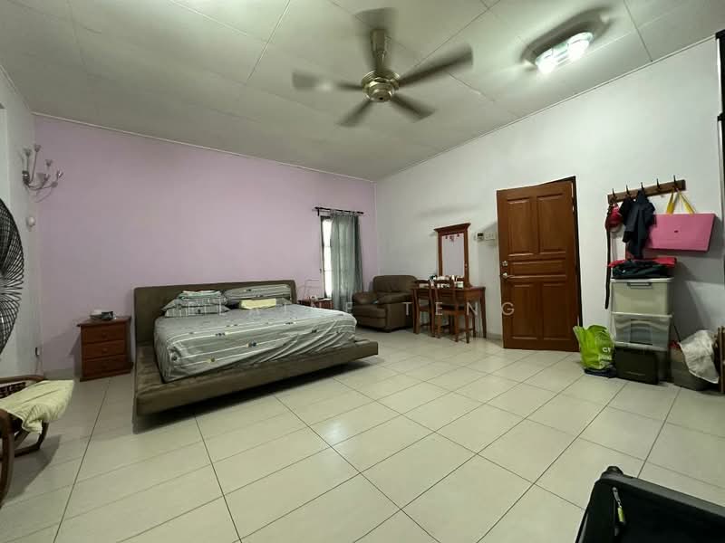 Terraced House for Sale in Bandar Botanic (Klang) - Elaine Teng - Bedroom - PropertyGuru.com.my