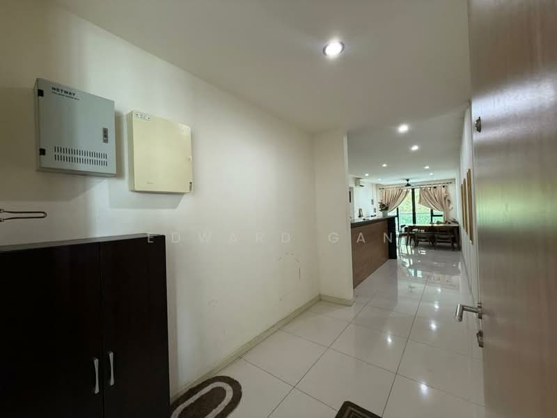 Pangsapuri untuk Dijual di Impiana - Edward Gan - Entrance - PropertyGuru.com.my