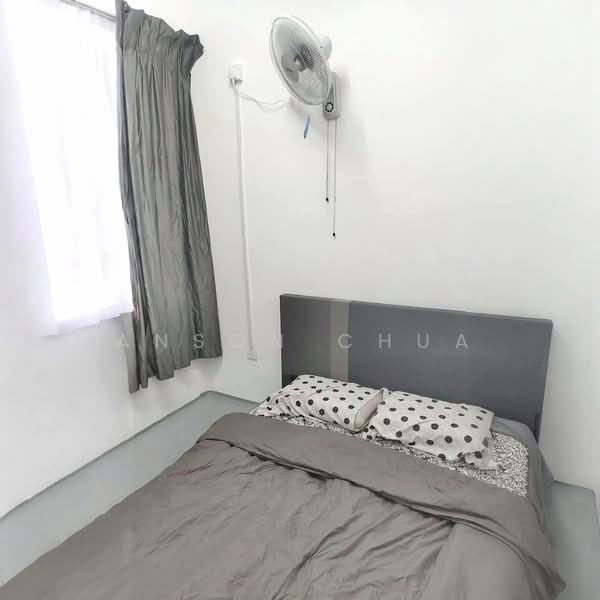 Rumah Teres 1 Tingkat untuk Disewa di Taman Johor Jaya (Johor Bahru) - Anson Chua - Bedroom - PropertyGuru.com.my