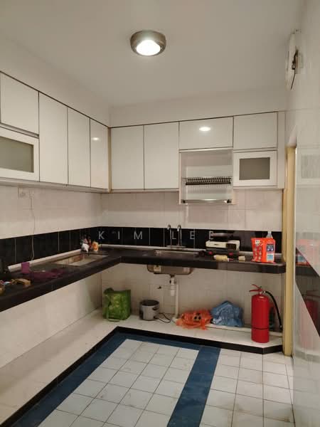 Kondominium untuk Disewa di Endah Regal Condominium - Kim Lee - PropertyGuru.com.my