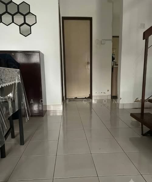 2-storey Terraced House for Sale in Taman Lestari Putra (Seri Kembangan) - Jackie Chong - Interior - PropertyGuru.com.my