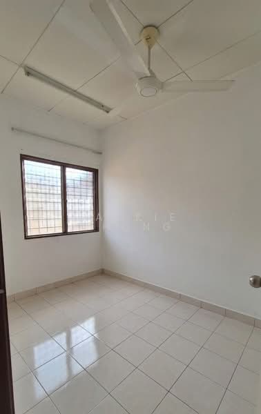 2-storey Terraced House for Sale in Taman Lestari Putra (Seri Kembangan) - Jackie Chong - Interior - PropertyGuru.com.my