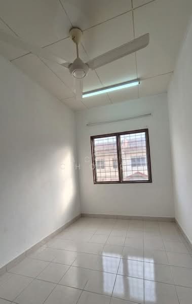 2-storey Terraced House for Sale in Taman Lestari Putra (Seri Kembangan) - Jackie Chong - Interior - PropertyGuru.com.my