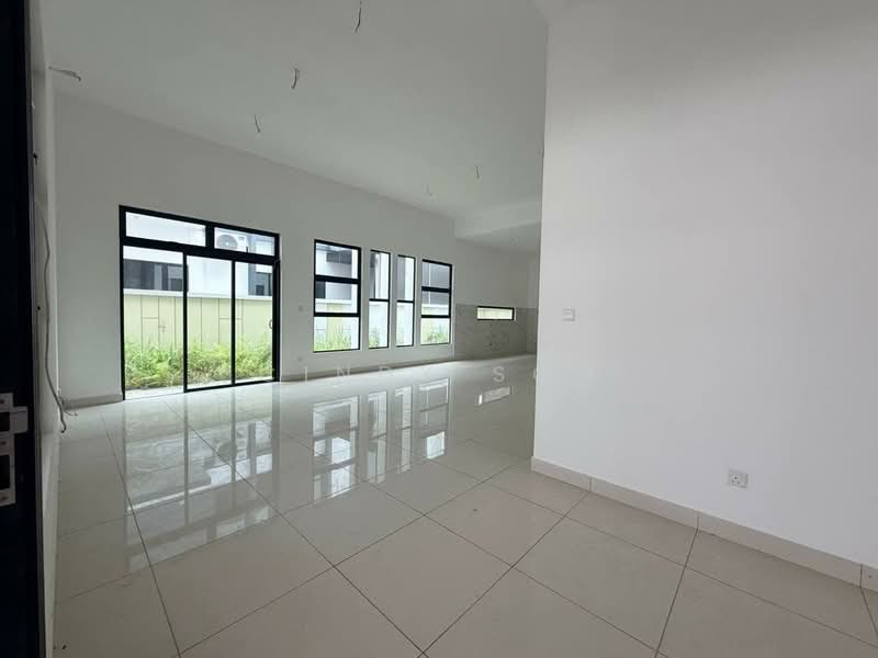 Cluster House for Sale in Johor Bahru (Johor) - Cindy Soh - Living Room - PropertyGuru.com.my