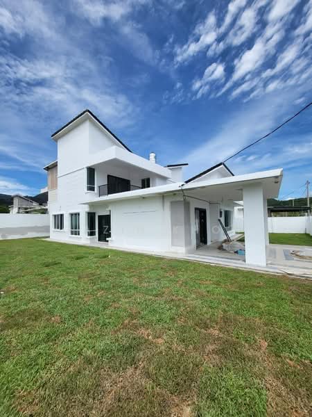 Bungalow for Sale in Sungai Siput (Perak) - Qazin Khoo - Exterior - PropertyGuru.com.my